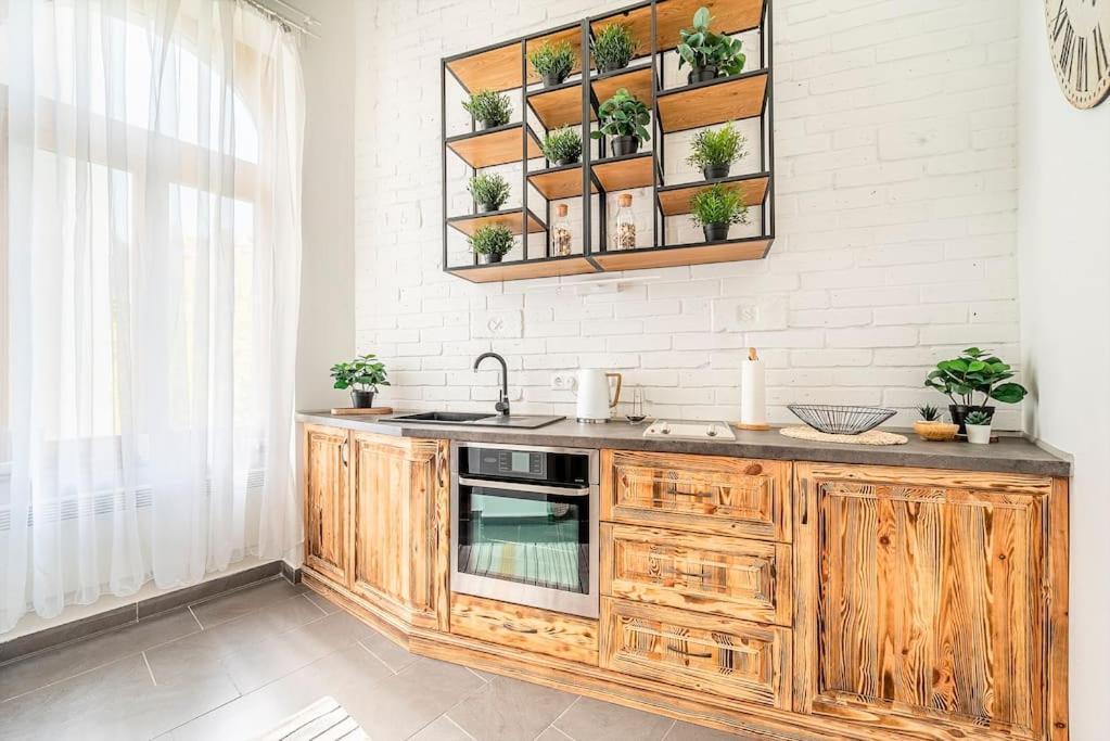 Brendon Design Home Budapest Esterno foto