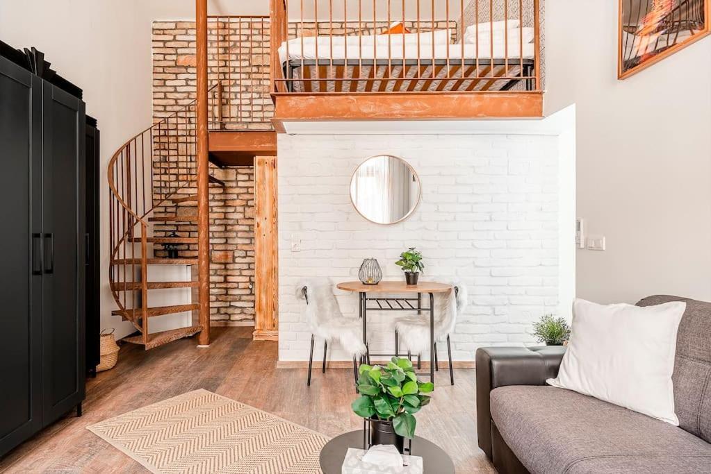 Brendon Design Home Budapest Esterno foto